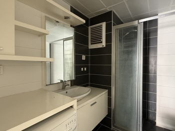 KONYAALTI HURMA MAHALLESİ VİA MARİS 1 SİTESİ 1+1 SATILIK DAİRE