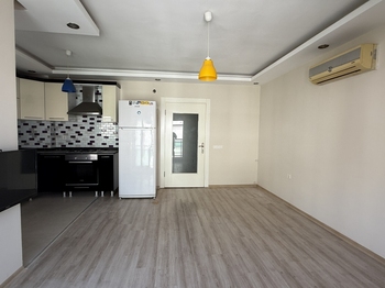 KONYAALTI HURMA MAHALLESİ VİA MARİS 1 SİTESİ 1+1 SATILIK DAİRE