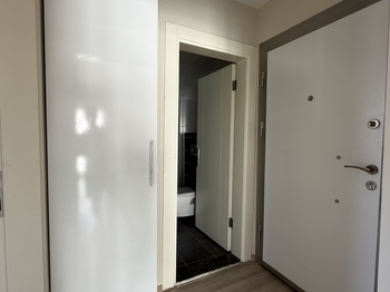 KONYAALTI HURMA MAHALLESİ VİA MARİS 1 SİTESİ 1+1 SATILIK DAİRE